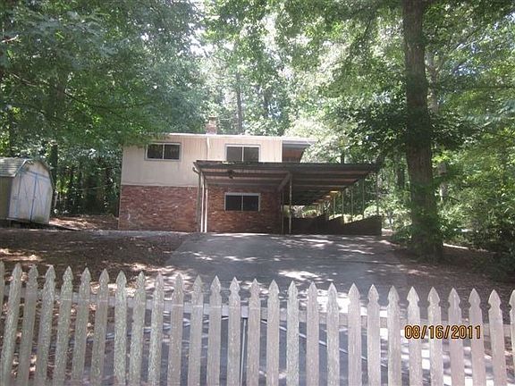 4th image of 4882 Rock Haven Dr