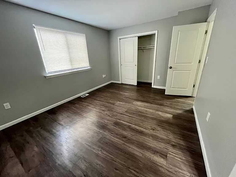 48 Fenwick Dr #48 — Photo 8