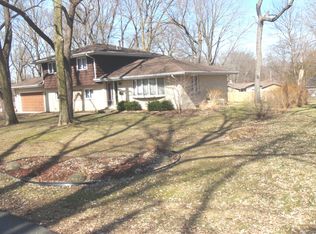 2401 Suffolk Ln, Joliet, IL 60433