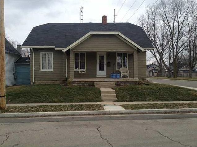 1st image of 302 N 3rd St