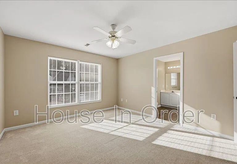 48 Ridgestone Cir — Photo 8
