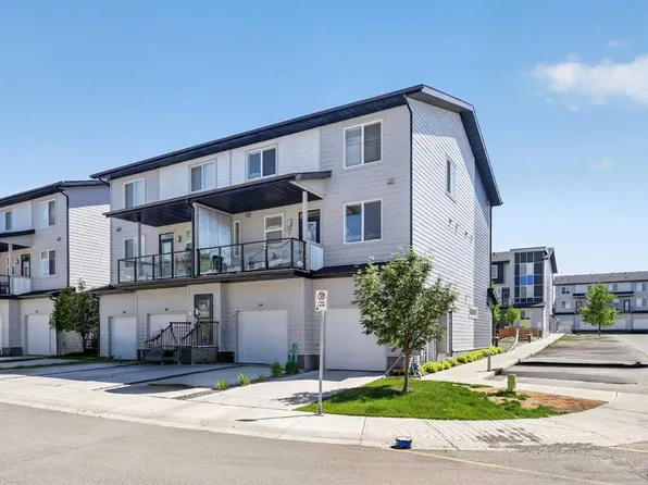 330 S Redstone Dr NE #204, Calgary, AB T3N 0N4