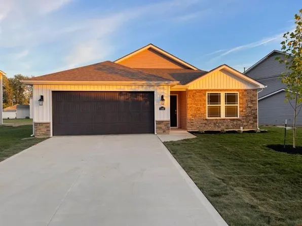 1369 Cuprum Pass, Fort Wayne, IN 46845