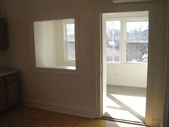 4th image of 6640 N Campbell Ave #2