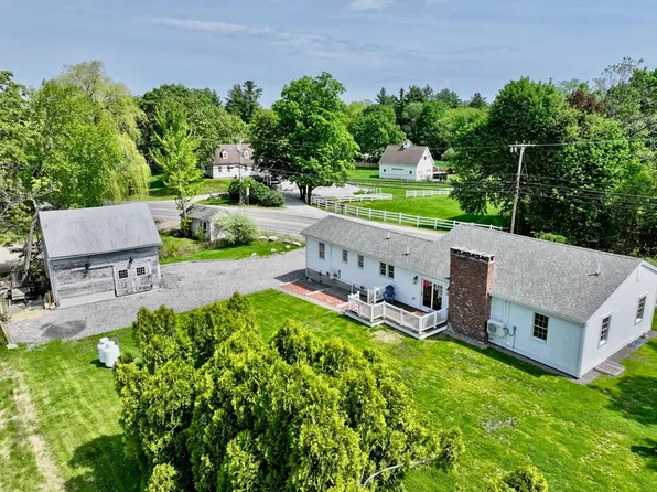 16 Silver Lake Rd, Hollis, NH 03049