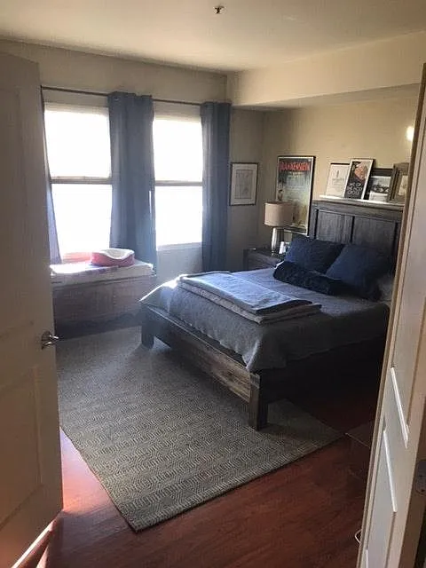 925 Lincoln Street — Photo 3