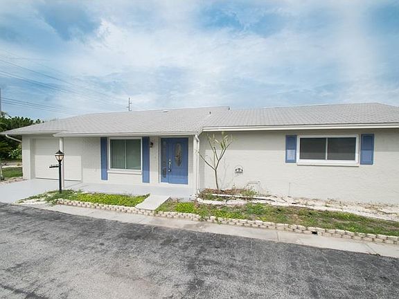 3rd image of 702 Huxley Pl #0