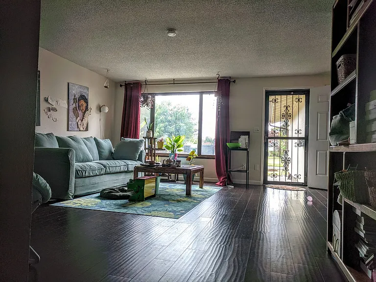 8961 N Hodge Ave — Photo 6