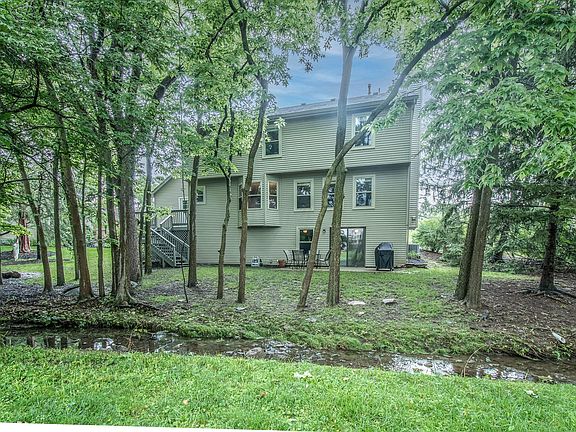 3rd image of 4939 Memphis Ct