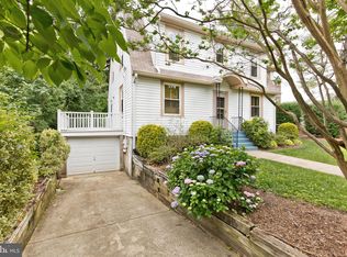 4344 Old Dominion Dr, Arlington, VA 22207
