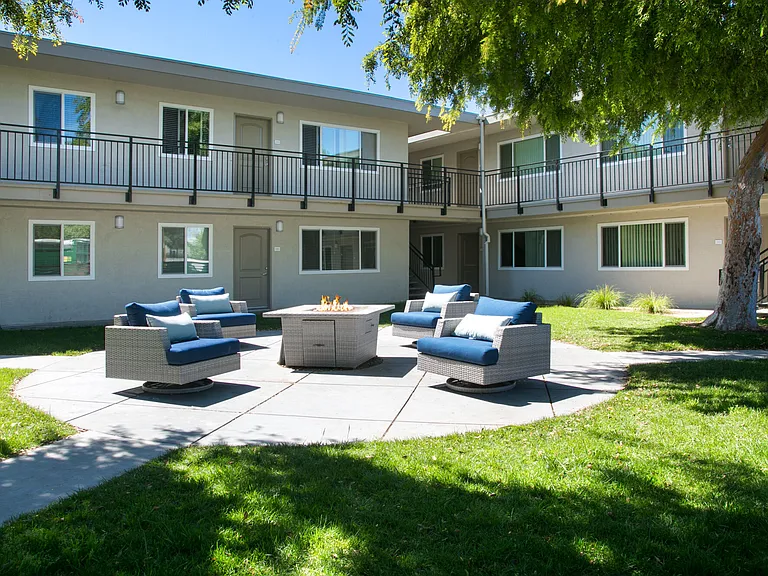 Vivante Apartments — Photo 12