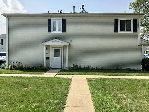 2nd image of 1107 Cove Dr #209D