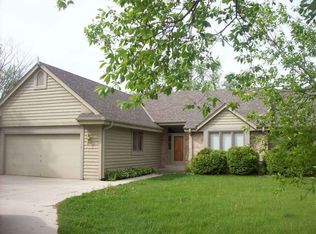 1085 Mayo Rd, Hartford, WI 53027