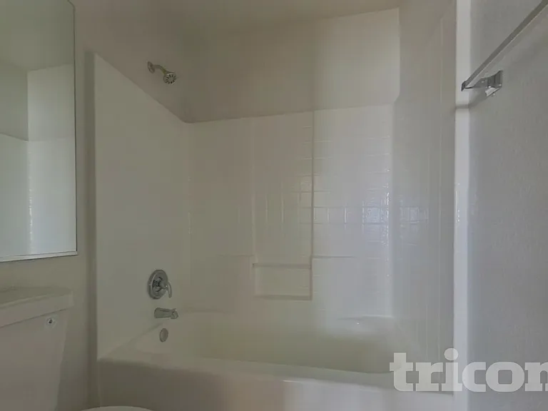 16169 W Buchanan St — Photo 27
