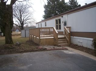 40 Armstrong St, Flushing, MI 48433