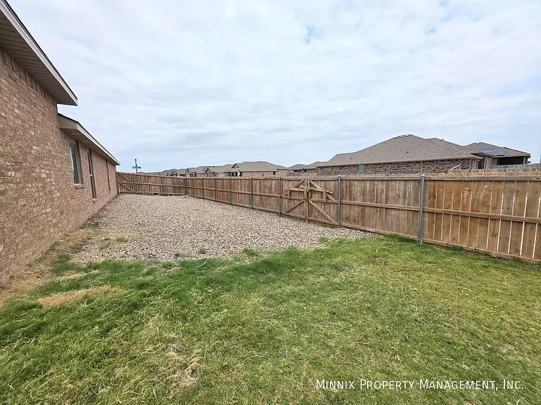 6801 Ranch Ave — Photo 20