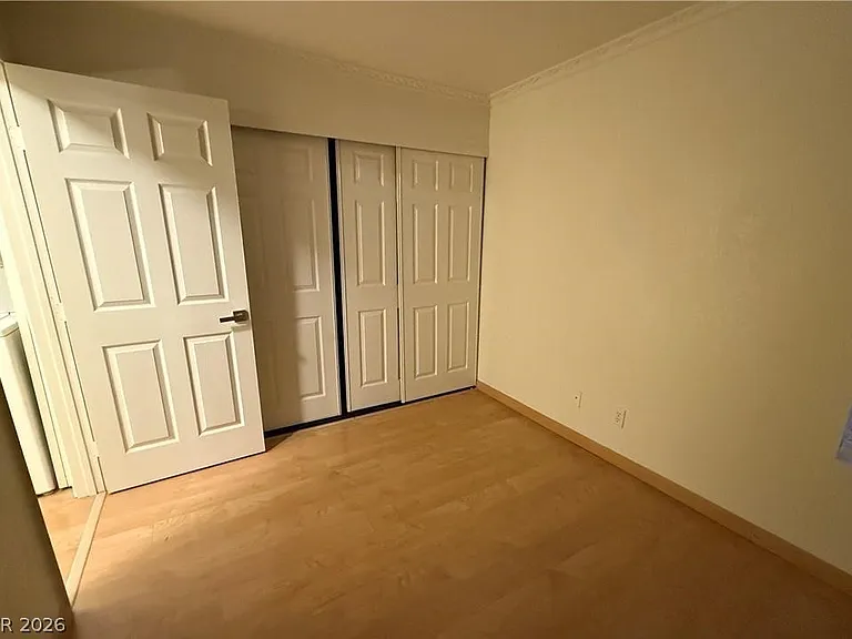 460 Elm Dr #204 — Photo 14