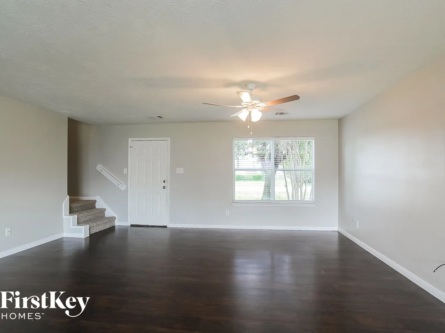 4 bed, 2.5 bath, 2268 sqft, $2,325 — Photo 4