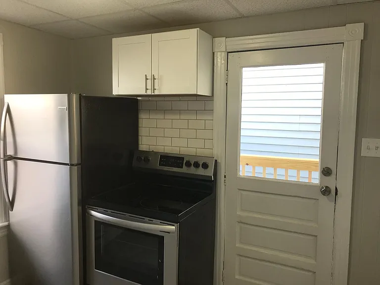 230 Cleveland Ave — Photo 6