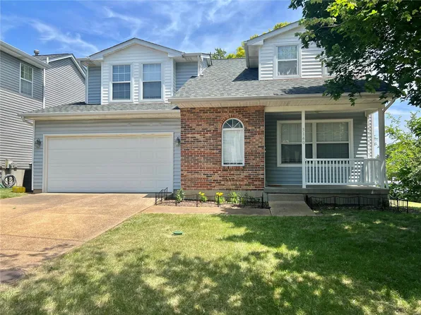 3140 Harlequin Ln, Saint Louis, MO 63139