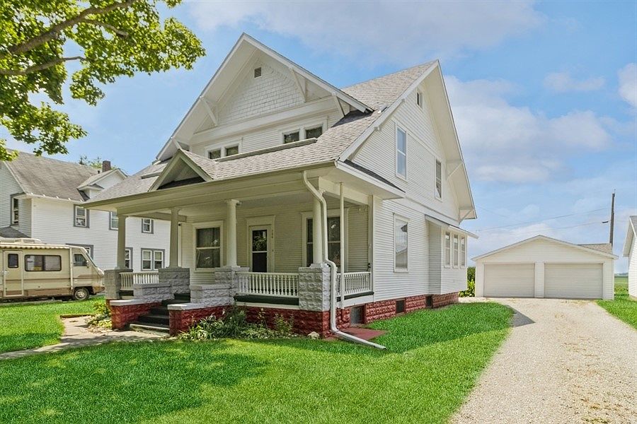 704 Main St, Bagley, IA 50026 MLS 677720 Zillow