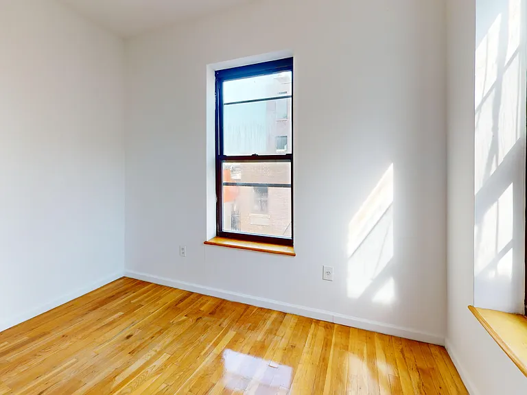 237 E 5th St #8 — Photo 10