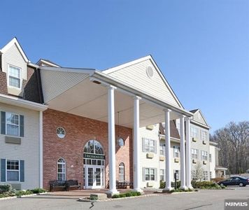 7206 Richmond Rd BUILDING 7-206, West Milford, NJ, 07480