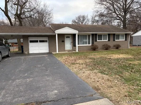 2030 Pontoon Rd, Granite City, IL 62040