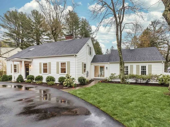 396 Marsh St, Belmont, MA 02478