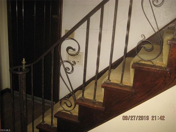 3rd image of 17616 E Park Dr