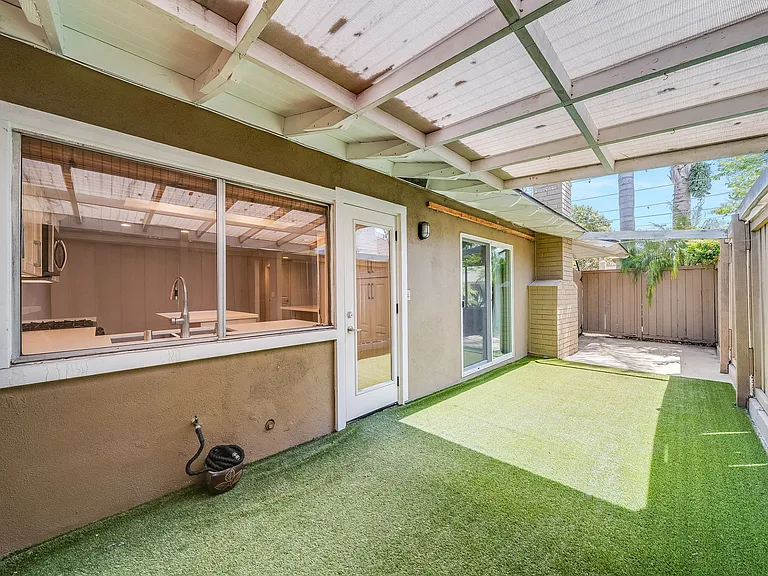2733 W Keller Ave #1 — Photo 16