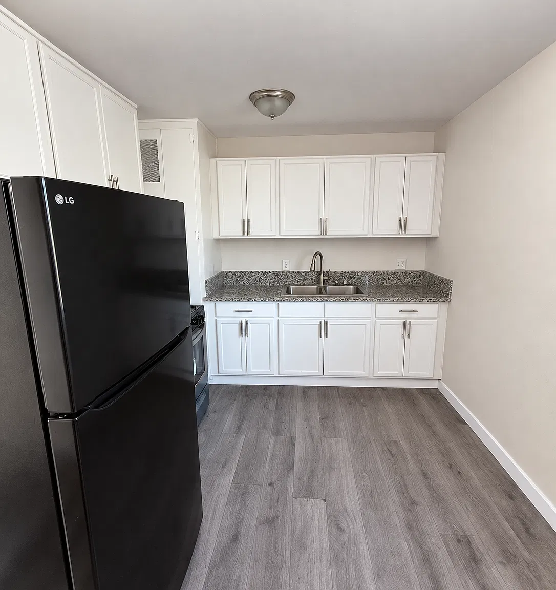 2 bed, 768 sqft, $2,250 — Photo 1
