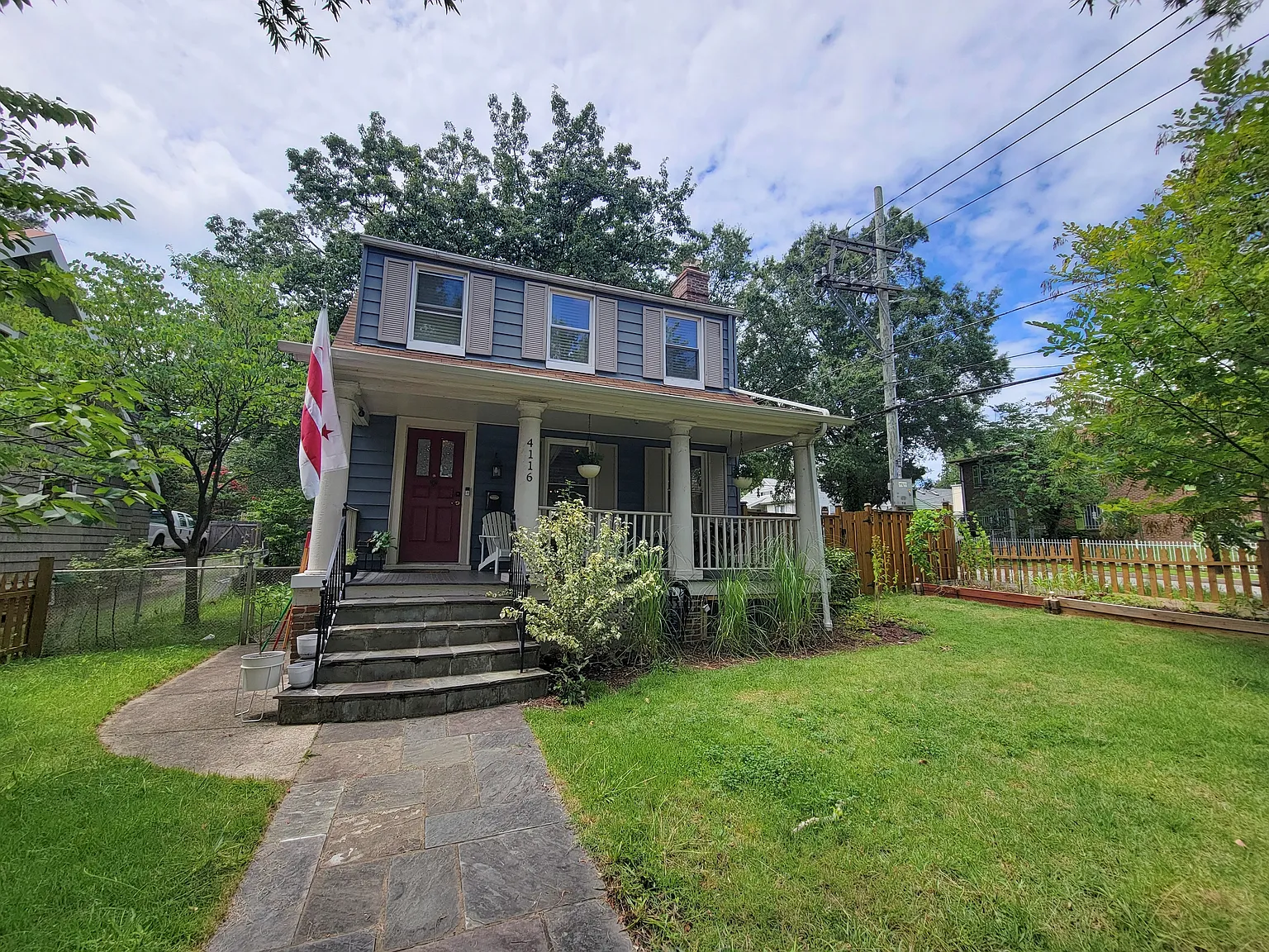 4116 12th St NE photo 1