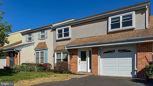 10 Cedarbrook Dr Photo 1