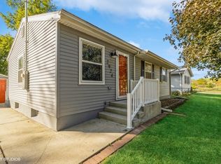 2924 E 22nd Ct, Des Moines, IA 50317