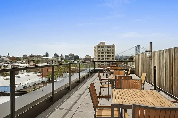 Rented by MNS | media 45