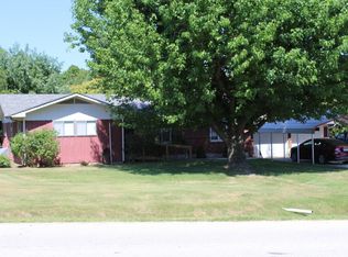 456 Cemetery Rd, Neosho, MO 64850