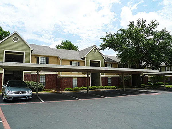 The Arbors on Forest Ridge Apartments — Photo 55