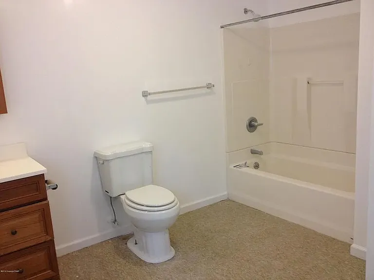 113 Ash Ln #1 — Photo 7