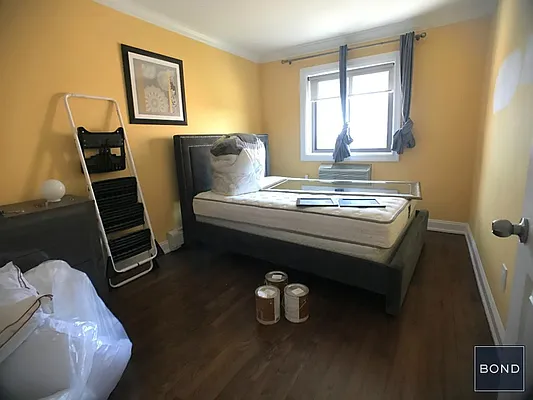 Rented by Bond New York | media 11