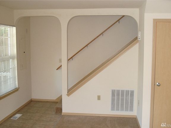 4th image of 222 131st St S
