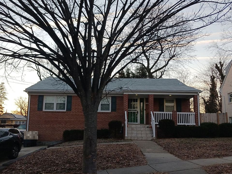 1st image of 6513 8th Ave