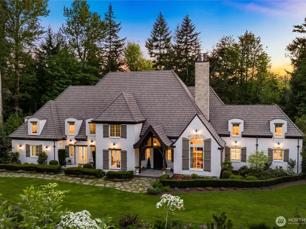 27126 SE Grand Ridge Drive, Issaquah, WA 98029
