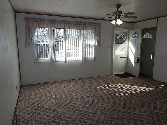 4th image of 2502 Buffalo St