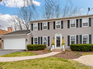 1961 Dorset Dr, Wheaton, IL 60189