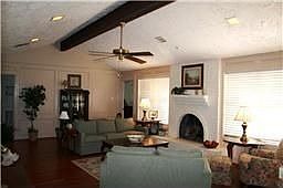 4th image of 3042 Bonney Briar Dr