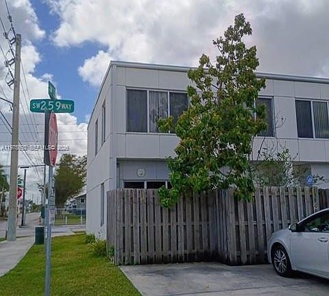 3rd image of 13900 SW 259th Way