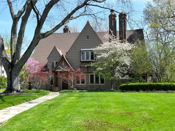 2919 Sedgewick Rd, Shaker Hts, OH 44120