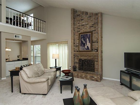 3rd image of 8007 Silver Fir Dr