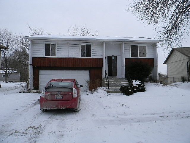 1st image of 3521 Marseilles Ln